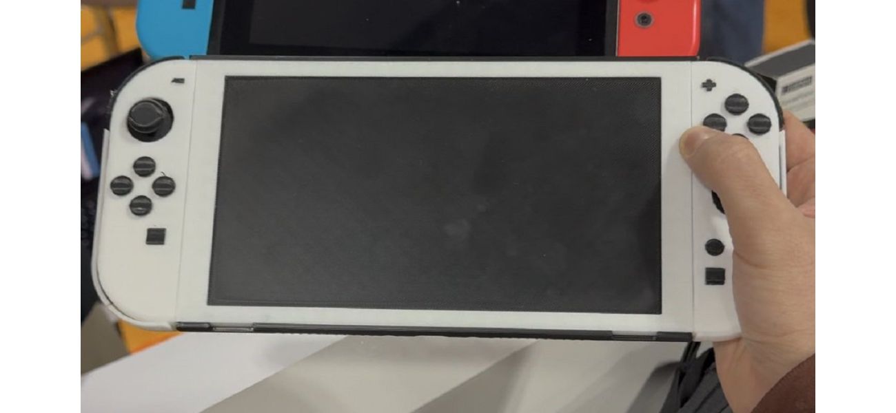 Accessory company provides explanation for mysterious button on Nintendo Switch 2.