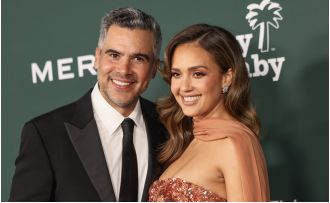 Actress Jessica Alba reportedly ending her marriage to film producer husband after 16 years.