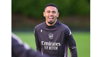 Get the latest updates on team news and injuries for the upcoming Arsenal vs Manchester United match, as well as a predicted lineup.