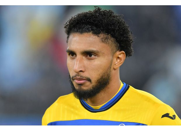 Real Madrid are discussing a potential deal for a £50m target, dealing a blow to Manchester United's transfer plans.