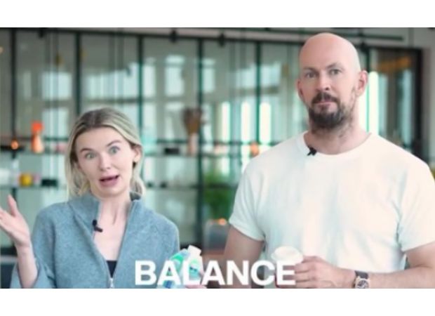 Celebrity criticized for being ignorant in video.