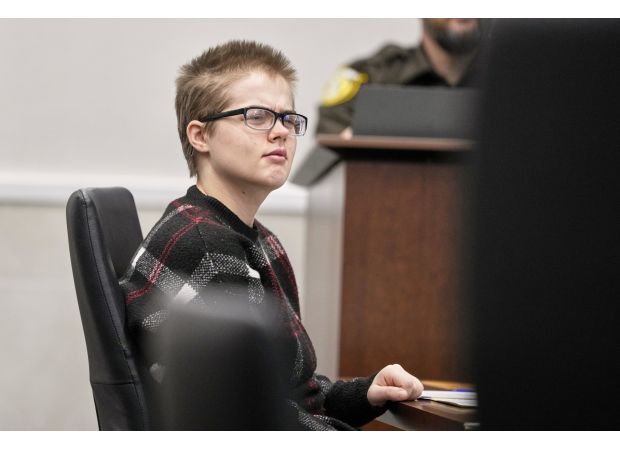 A girl who stabbed her friend to impress 'Slender Man' gets out of prison early.