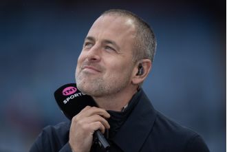Joe Cole advises highly-valued Premier League player to reject Arsenal move and join West Ham instead.
