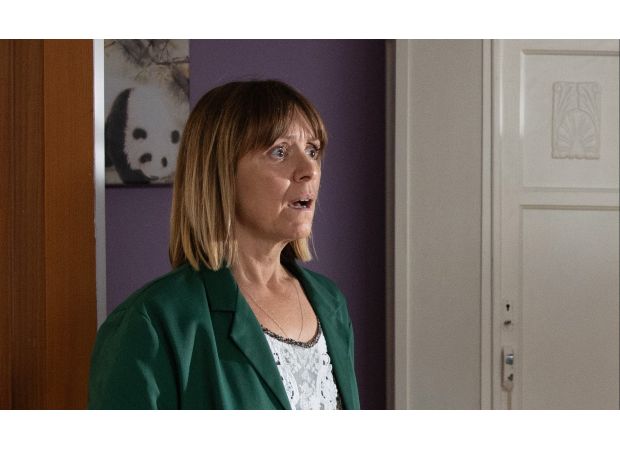 A couple in Emmerdale is shocked and scared when their home is invaded unexpectedly.