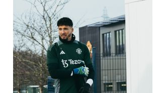 Get the latest updates on the confirmed team news, predicted lineup, and injuries for the Arsenal vs Man United match.