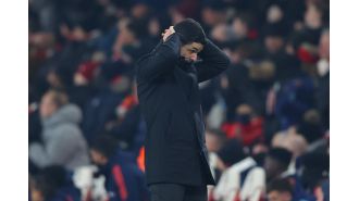 Shearer criticizes Arsenal player for not showing enough drive in loss against Man Utd.