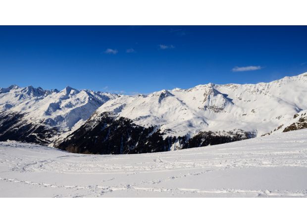 Italian avalanche claims three lives a week after fatal hiker accident.