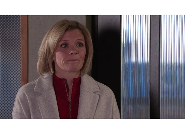 There's a surprising person who helps Leanne on Coronation Street.