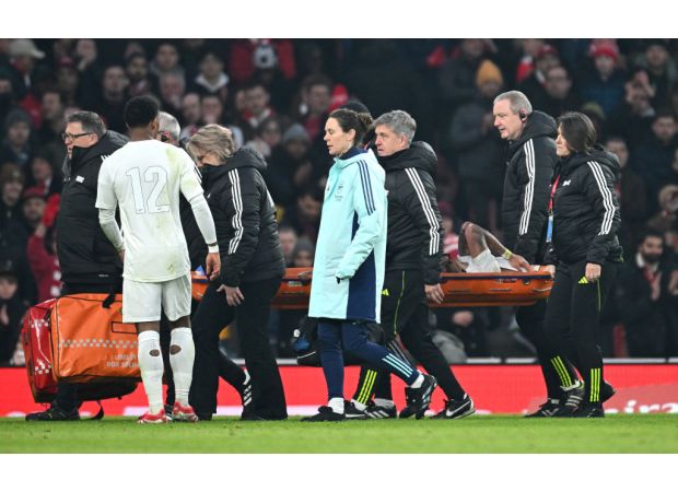 Arteta gives update on Jesus injury following Arsenal's loss to Man Utd.