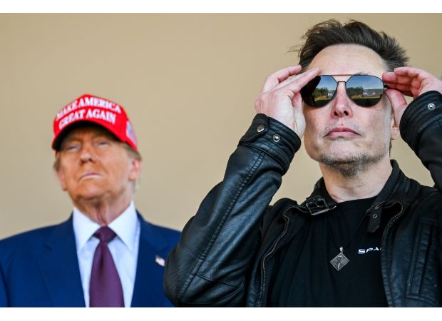 Trump wants to buy Greenland for its oil and many are questioning whether to trust Elon Musk's opinion on the matter. Readers weigh in.