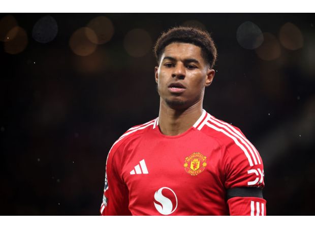 AC Milan can't sign both Rashford and Walker due to obscure rule