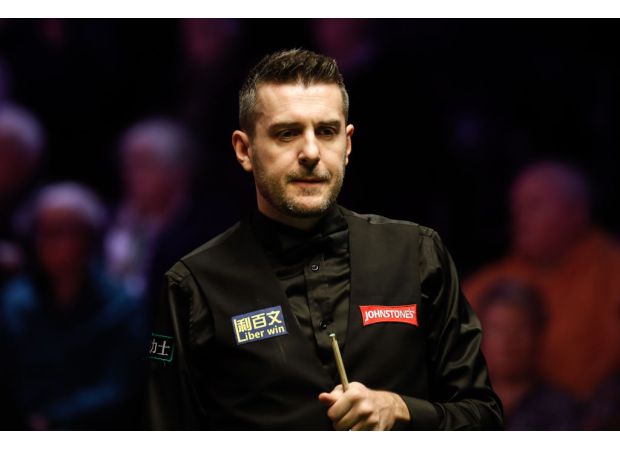 Snooker player Mark Selby receives high praise from Ronnie O'Sullivan for his dominant win over Ali Carter.