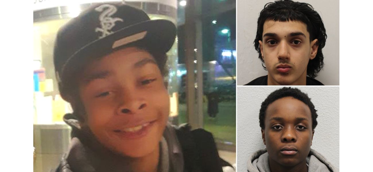 Police searching for two teens after fatal stabbing on bus.