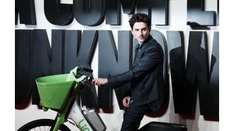 People are making fun of Timothee Chalamet for looking like he's trying too hard as he arrives at the London premiere on an electric bike.