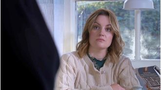 A popular character leaves Emmerdale as their life goes downhill.