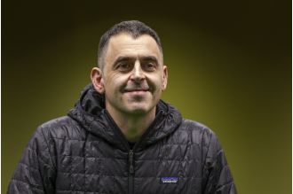 Snooker star Ronnie O'Sullivan shares his top pick for the Masters tournament and expresses doubts about Mark Selby's confidence.
