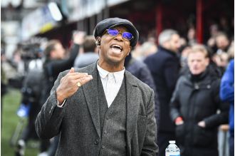 Former Arsenal player Ian Wright criticizes Premier League referees after another controversial incident involving his old club.