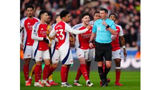 Mike Dean supports Michael Oliver's decision to give Myles Lewis-Skelly a red card during the Wolves vs Arsenal game.