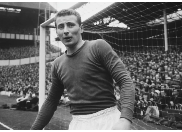 Legendary Manchester United goalkeeper David Gaskell, who held multiple club records, has passed away at the age of 84.