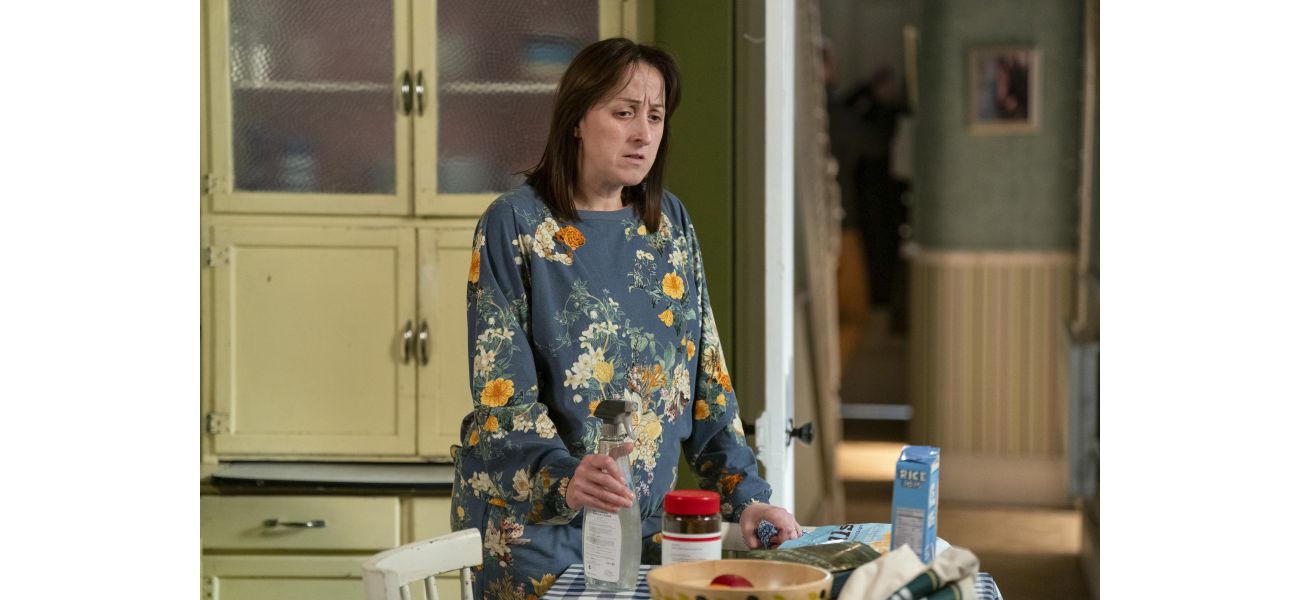 Sonia in grave peril as EastEnders murderer Reiss catches her snooping on him.