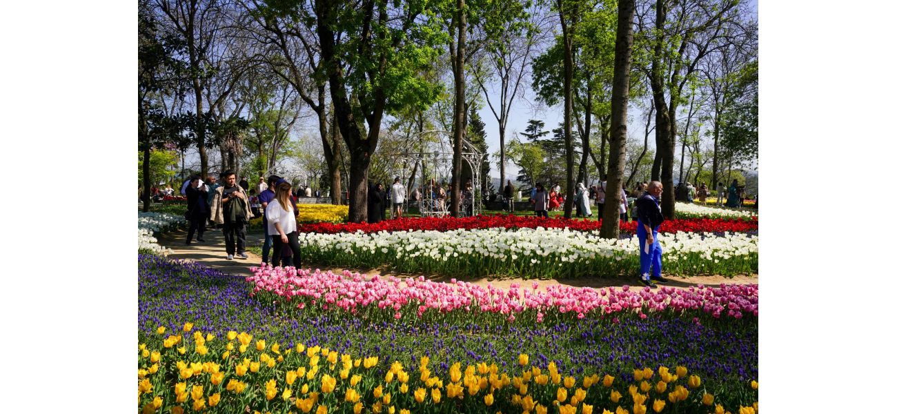 Find the top European cities to visit in spring 2025 for a refreshing and vibrant trip.