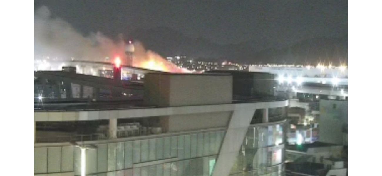 Plane carrying 170 passengers catches fire.