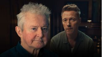 Singer Ronan Keating accuses Louis Walsh of deliberately damaging his professional reputation in a bitter argument.