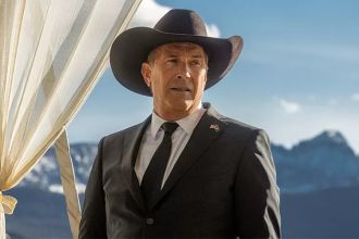 Fans of Netflix should tune in to a highly praised TV drama now that the episodes have been released.