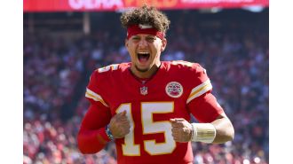 Mahomes could secure Chiefs' Super Bowl legacy by defeating Barkley and Eagles.