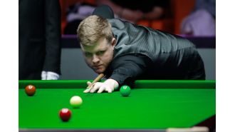 Hill achieves dream with surprise victory against Williams in German Masters.