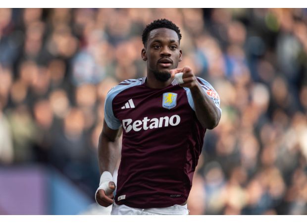 Footballer criticized for potential transfer to Arsenal & Chelsea due to Saudi connections.