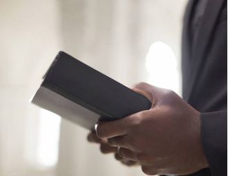 A group of black clergy urges people to resist Project 2025's efforts to promote white Christian nationalism.