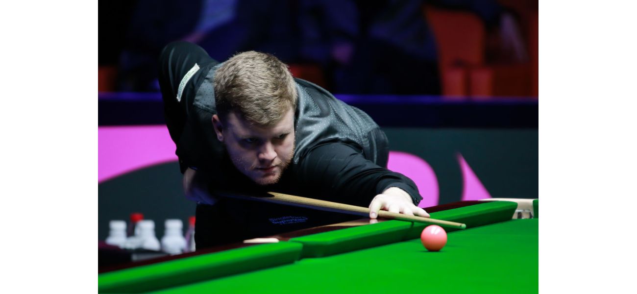 Aaron Hill wants to avoid repeating past mistake in impressive German Masters performance.