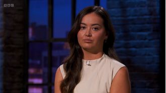 Viewers of Dragons' Den criticize an uncomfortable offer made on a business worth £6,500,000.