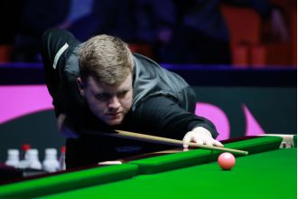 Aaron Hill wants to avoid repeating past mistake in impressive German Masters performance.