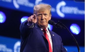 Trump blames diversity and former president Obama for plane crash in D.C.