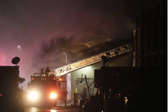 A plane accident near mall causes fires in nearby houses.