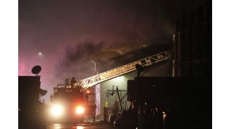 A plane accident near mall causes fires in nearby houses.