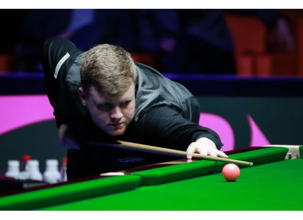 Aaron Hill wants to avoid repeating past mistake in impressive German Masters performance.