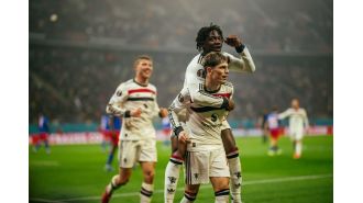 Team news and predicted lineup for Man Utd's match against Crystal Palace, including injury updates.