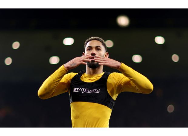 Matheus Cunha tells Arsenal he wants to join them, but Wolves win against Aston Villa.