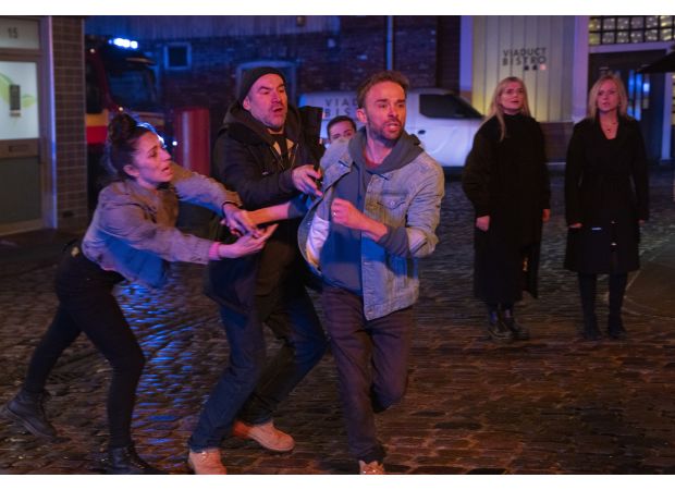 David Platt wants payback in Coronation Street as he reveals who caused the fire and plans a violent revenge.