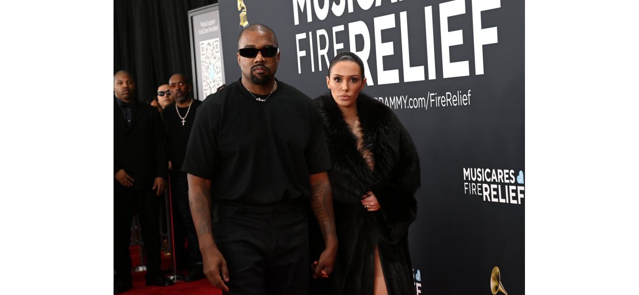 Bianca Censori took off all her clothes at the Grammys while Kanye West remained fully clothed.