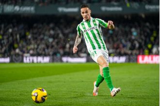 Antony, who previously played for Manchester United, responds to his impressive first game with Real Betis, where he was named MVP.