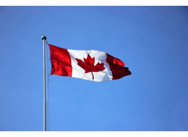 Canada imposes 25% tariffs on U.S. red states in response to Trump's trade conflict.