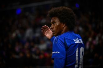 Willian, a veteran of the Premier League, could be returning to his old team in a surprising move.