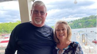 Doctor mistakenly removes organ, hides death of patient.
