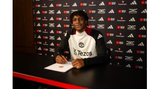 Patrick Dorgu shares his expectations for his role at Manchester United with their supporters.