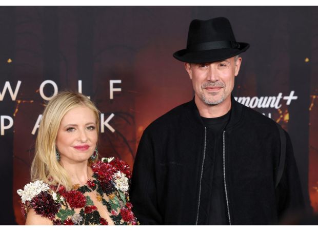 Learn about the personal life of Buffy actress Sarah Michelle Gellar, including her long-lasting marriage to another actor.