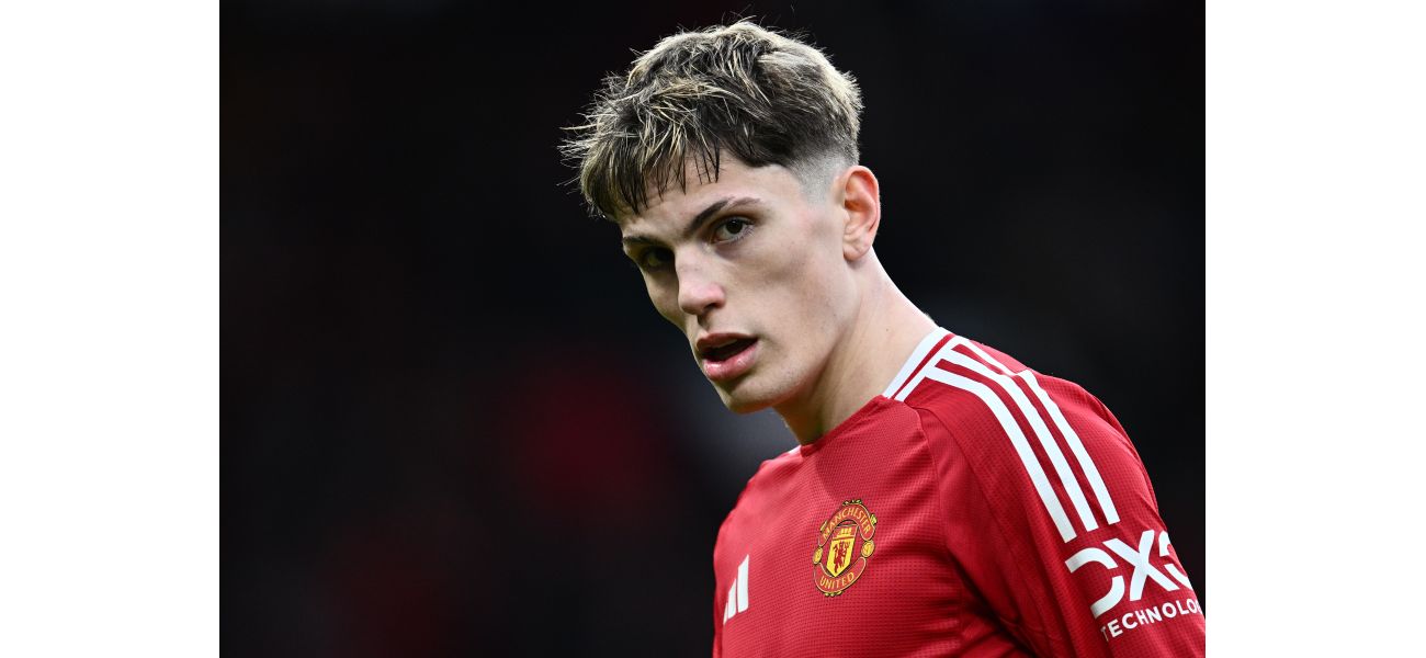 Napoli say Manchester United overpaid for £29m transfer of Alejandro Garnacho and question fairness of request.